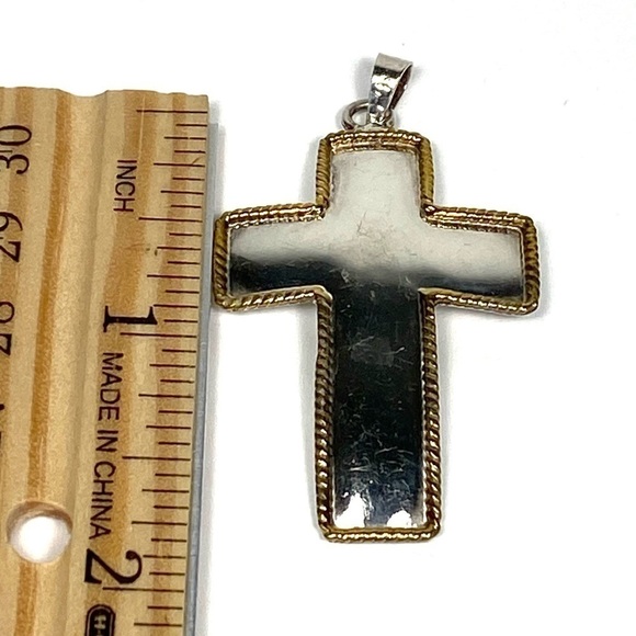 925 Cross Pendant Sterling Silver Gold Edge Ribbon Large Sterling Vintage 4.12g - Picture 5 of 7
